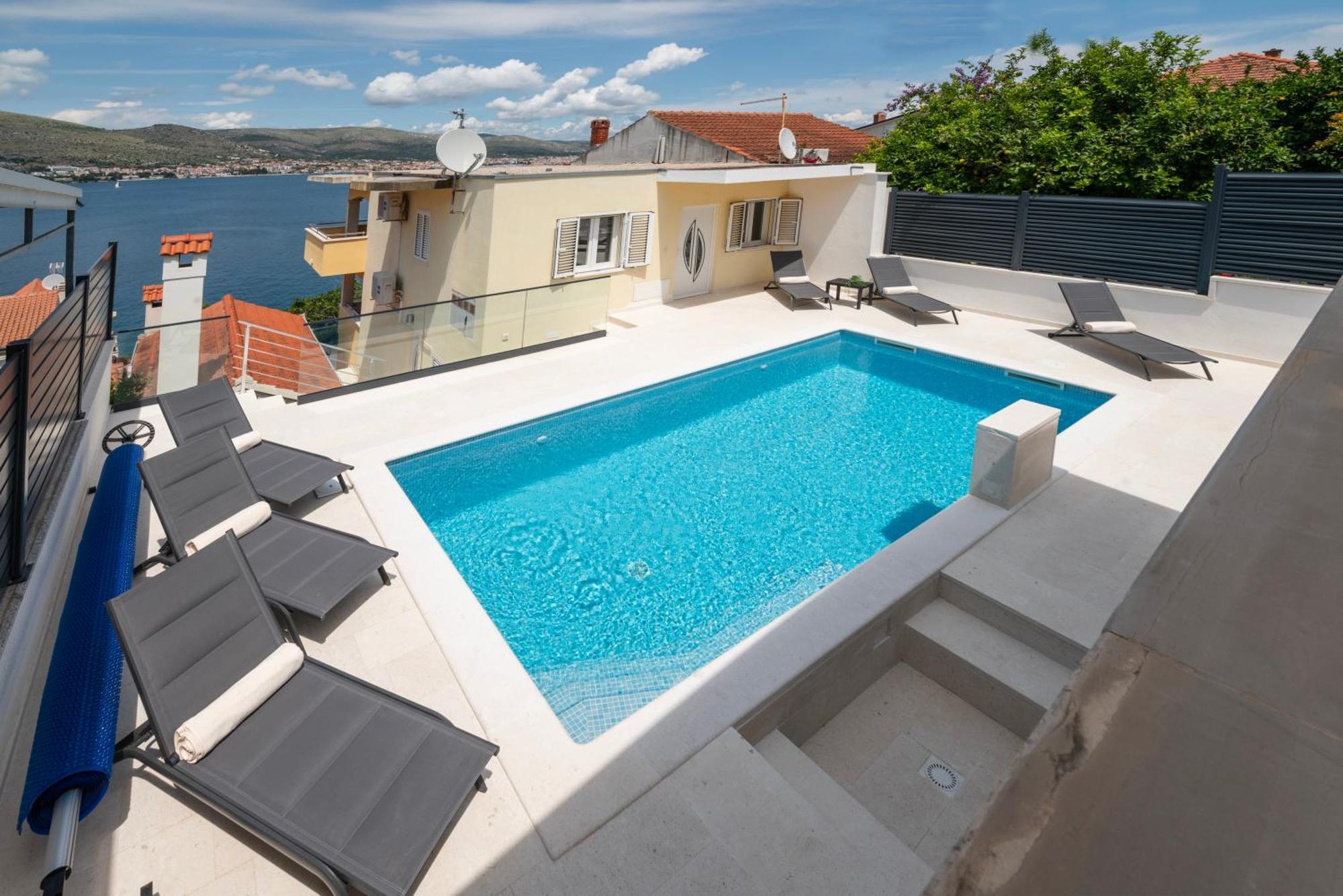 Lavanda Residence With Heated Pool Trogir Split Donji Okrug  Eksteriør billede
