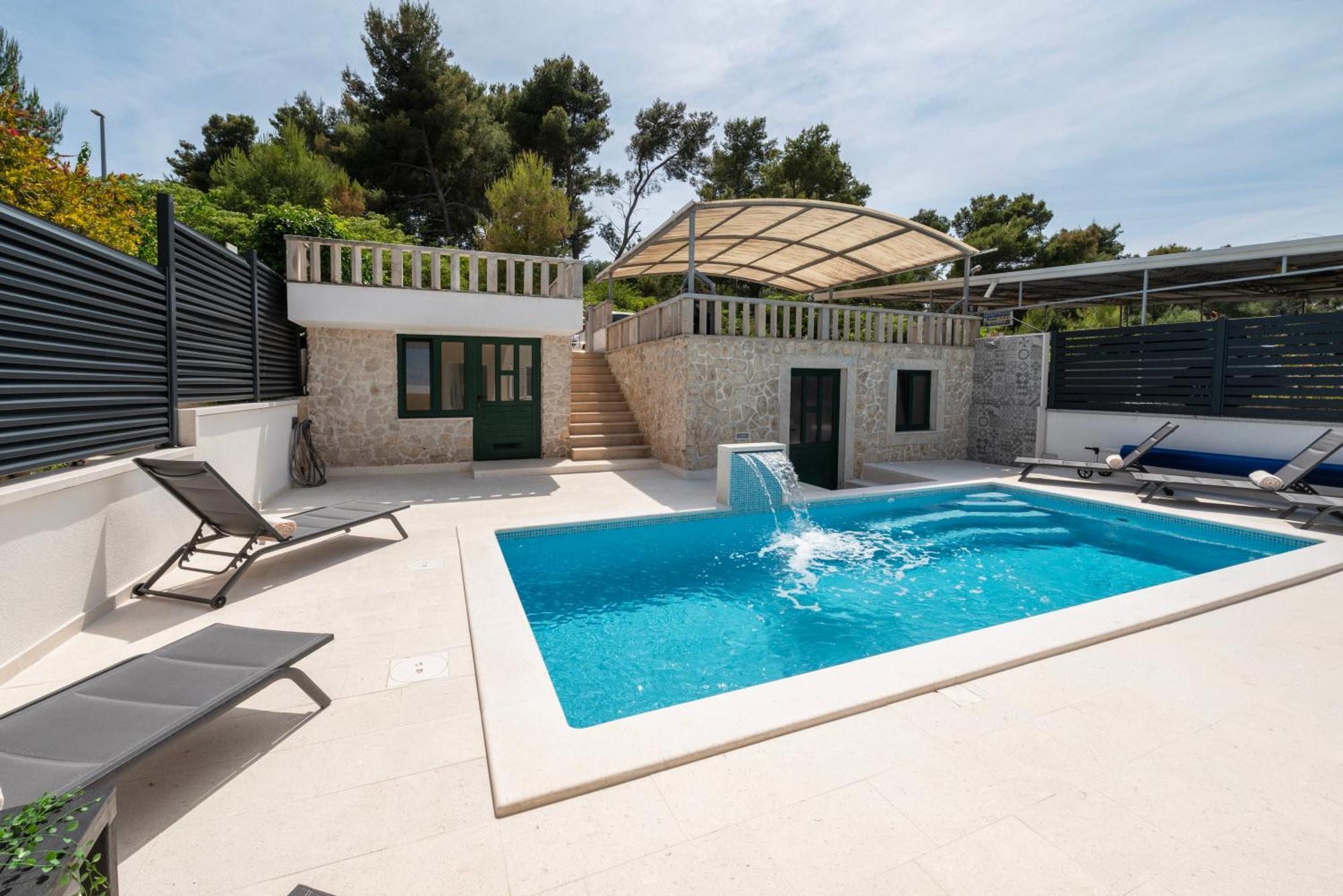 Lavanda Residence With Heated Pool Trogir Split Donji Okrug  Eksteriør billede